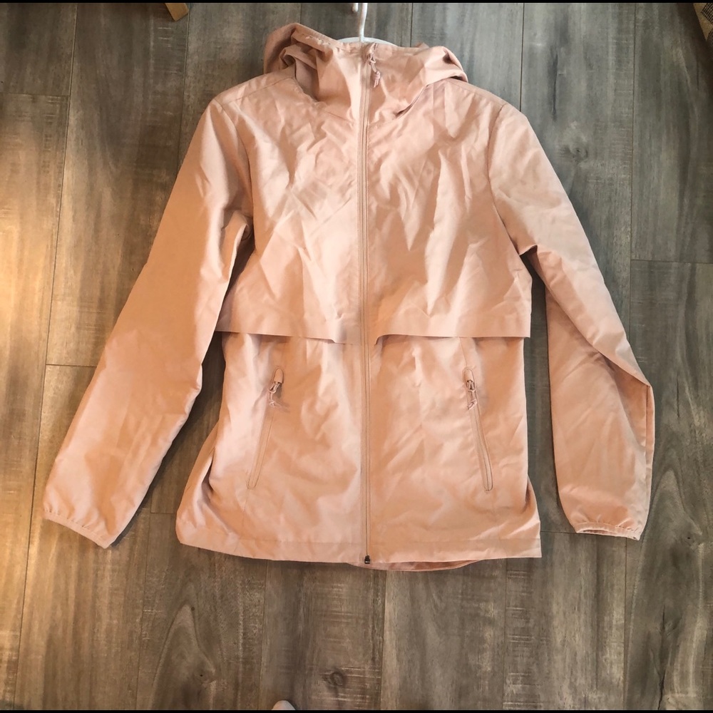 Champion C9 Trench/ Rain Jacket. R1622. Size: Medium. Worn only once.